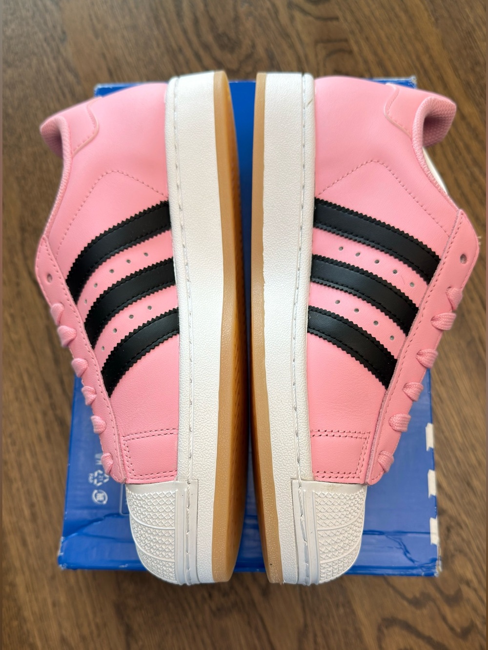 Adidas Originals x Lionel Messi Superstar "Inter Miami FC" size M7 or W8